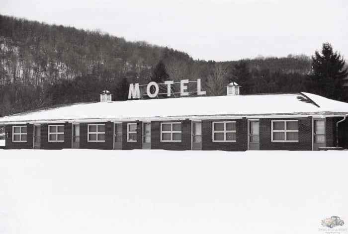 Shirey's Motel Outside